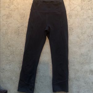 28” GRAPHITE IN MOVEMENT LEGGING